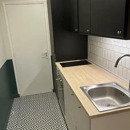 Eiffel Tower Invalides Cosy Flat